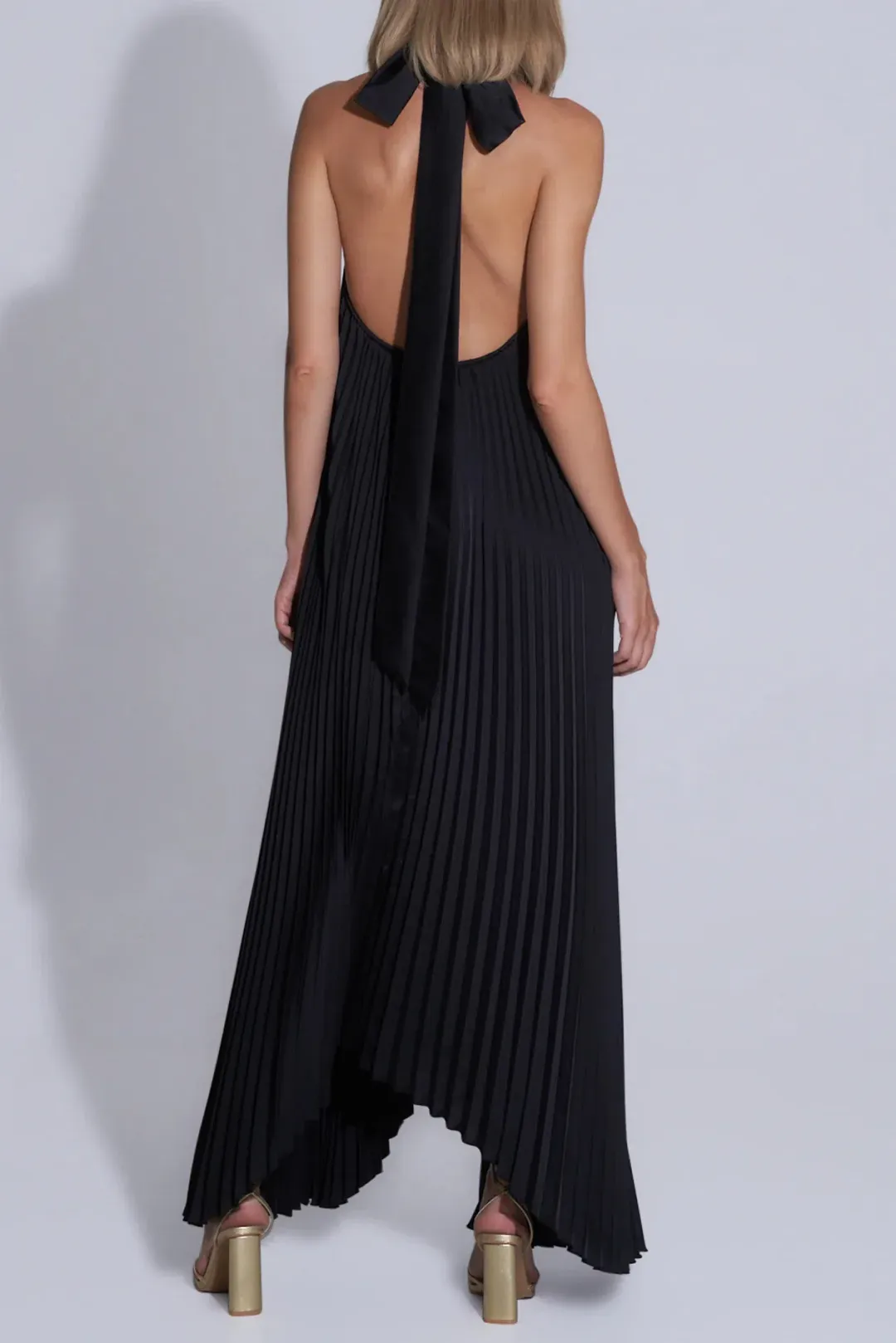 L’Idee Opera Gown Black Size 12 for rent on The Volte - main image