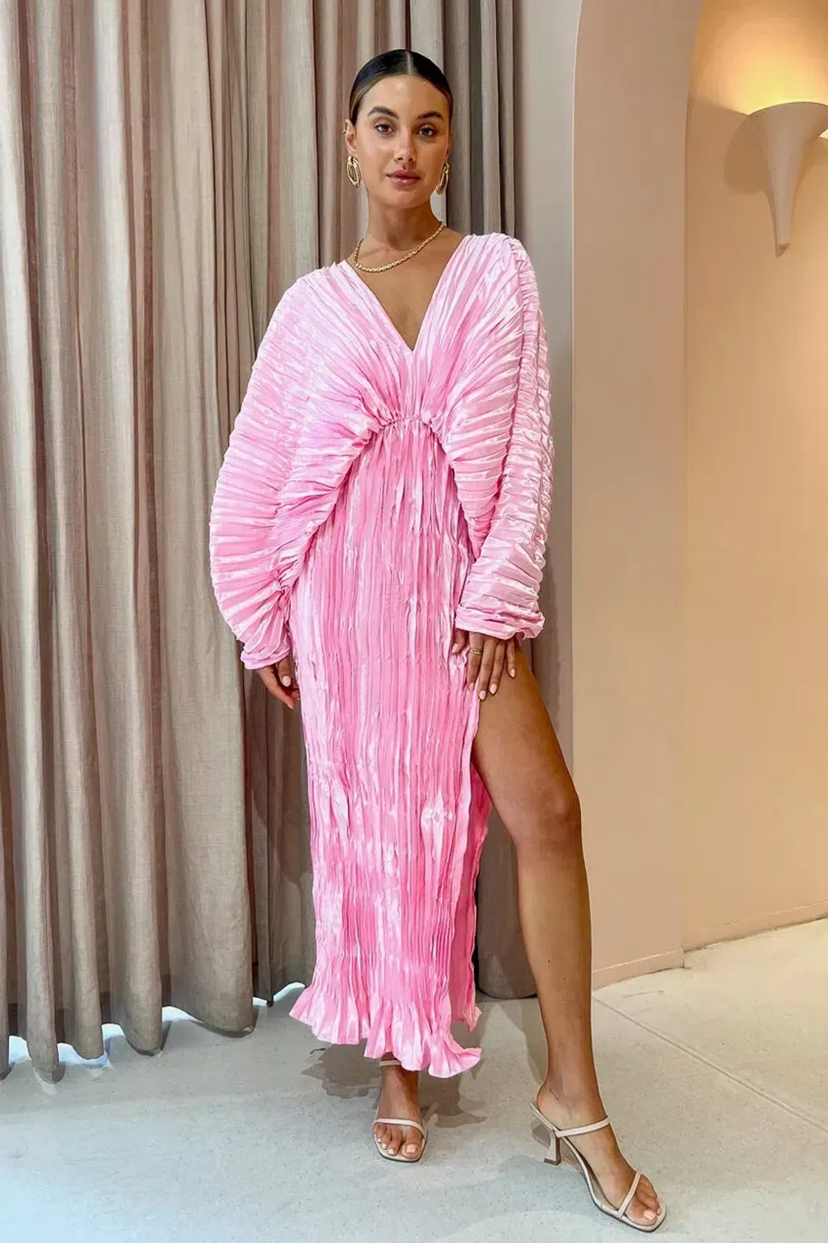 L'idee De Luxe Gown Pink Size 14 - Image 1