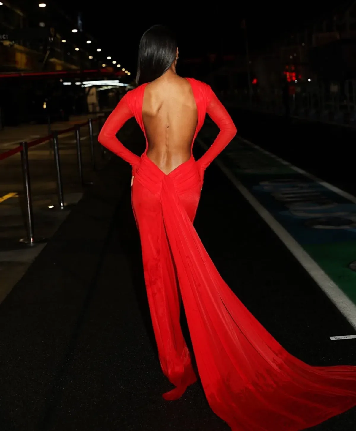 Effie Kats Monaco Gown Red Size 8 - Image 2