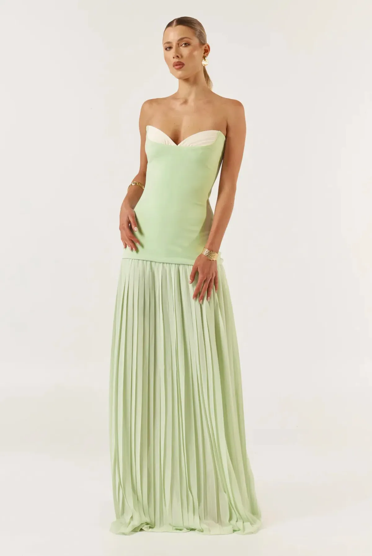 She is Olla Nicolette Maxi Dress Green Size XS/Au 6 - Image 1