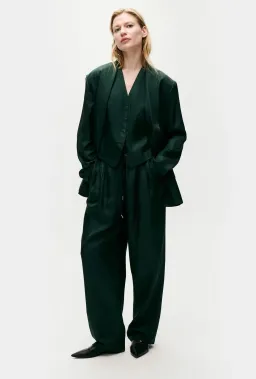 Silk Laundry Twill Miami Blazer Scarab Green Size 8/S for rent on The Volte - image 3