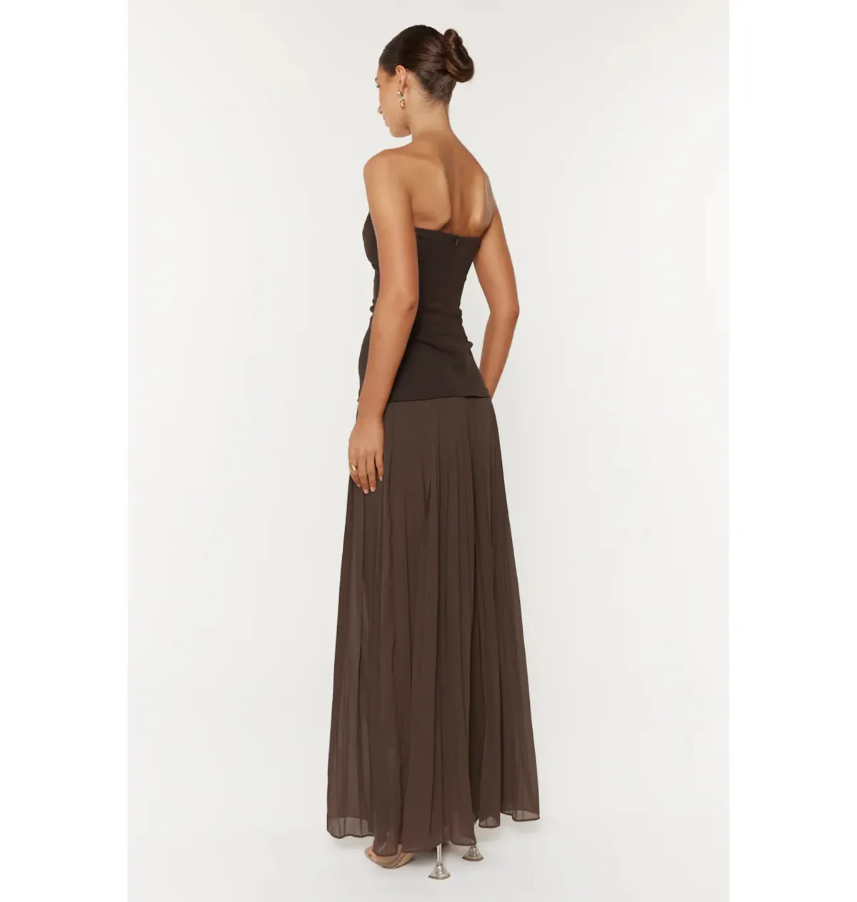 She is OLLÁ Nicolette Maxi Dress Espresso Size AU 6 - Image 2
