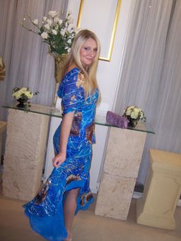 Elie Tahari Aimee Dress Blue Print Size 12 for rent on The Volte - image 2