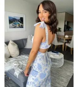 Zimmermann The Postcard Tie Shoulder Midi Dress Blue Tonal Floral Size 0 / AU 6 for rent on The Volte - image 3