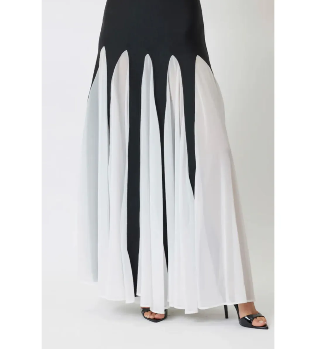 Bianca & Bridgett Amalia Maxi Dress Black Size 10 for rent on The Volte - main image
