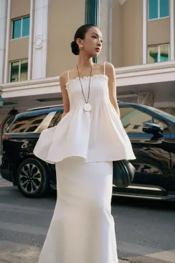 Justin Tong Skirt Ivory Size 10 for rent on The Volte - image 1