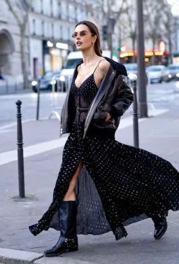 Self Portrait Chiffon Maxi Dress Black and Gold Size AU 6 for rent on The Volte - image 4