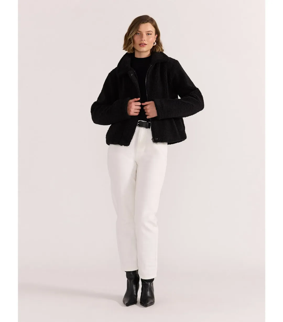 Staple The Label Tate Sherpa Jacket Black Size 8/S for rent on The Volte - main image