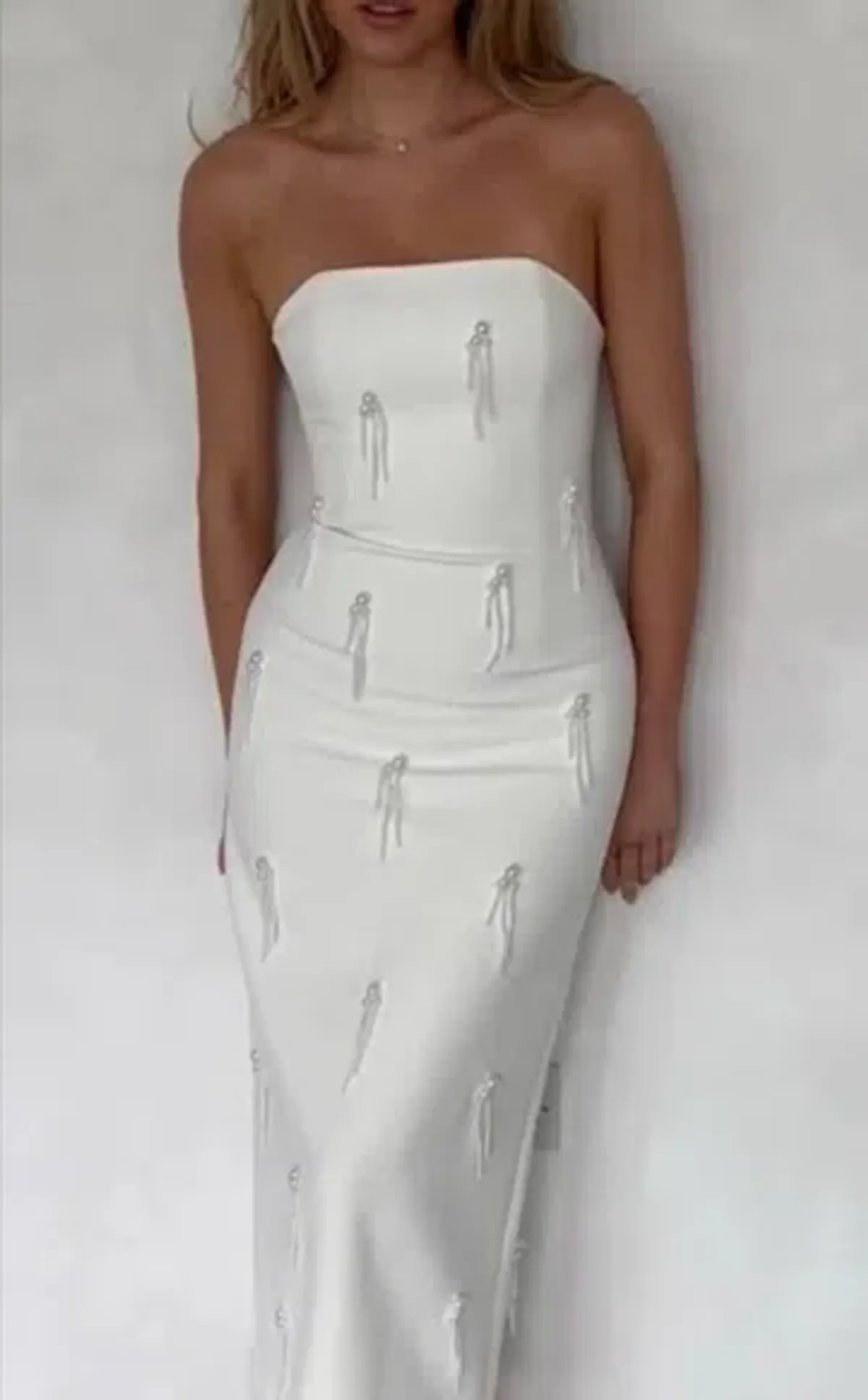 Odd Muse The Ultimate Muse Embellished Midi Dress White Size L / AU 12 - Image 5