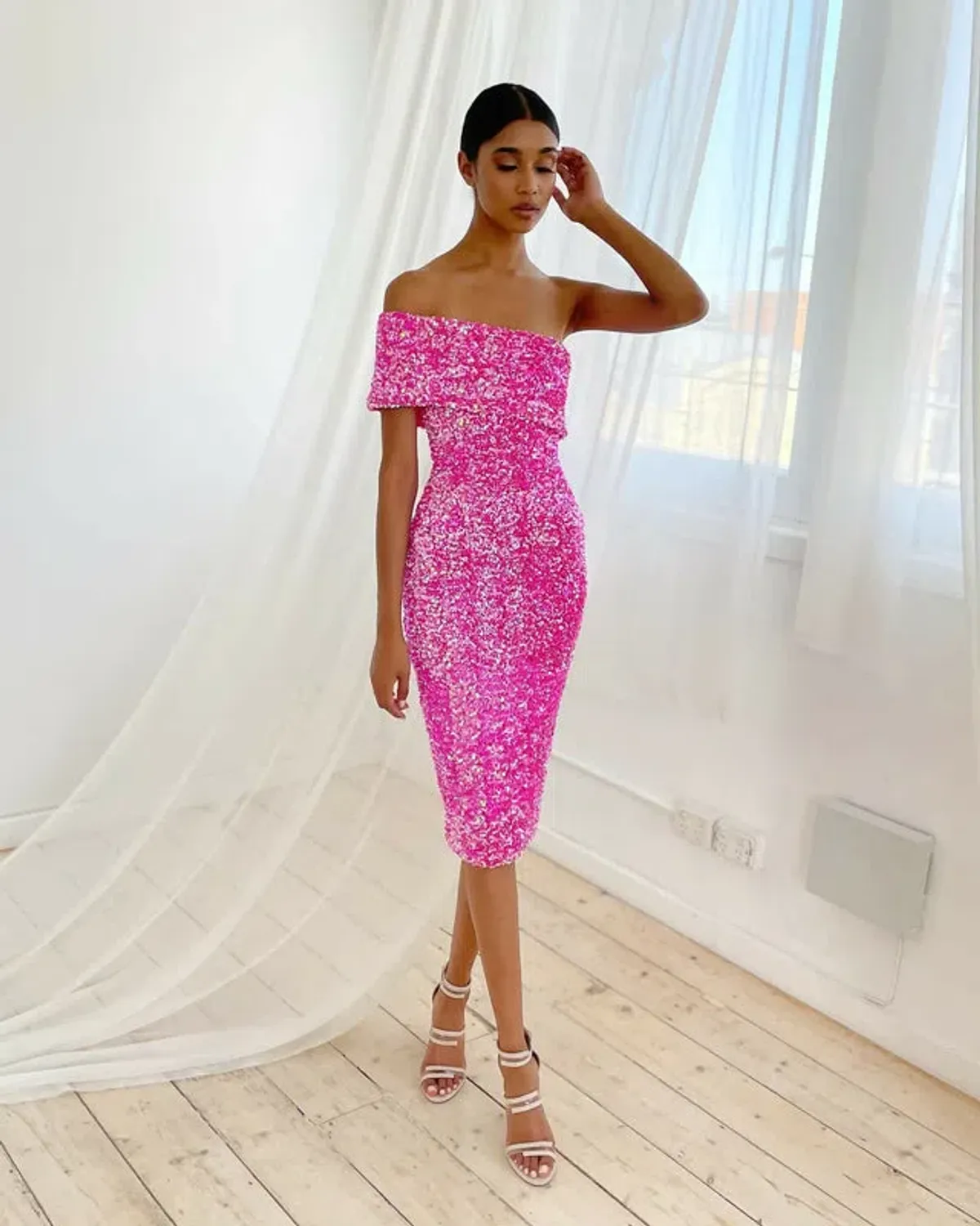Eliya The Label Alyssa Sequin Midi Dress Pink Size S AU 8 - Image 4