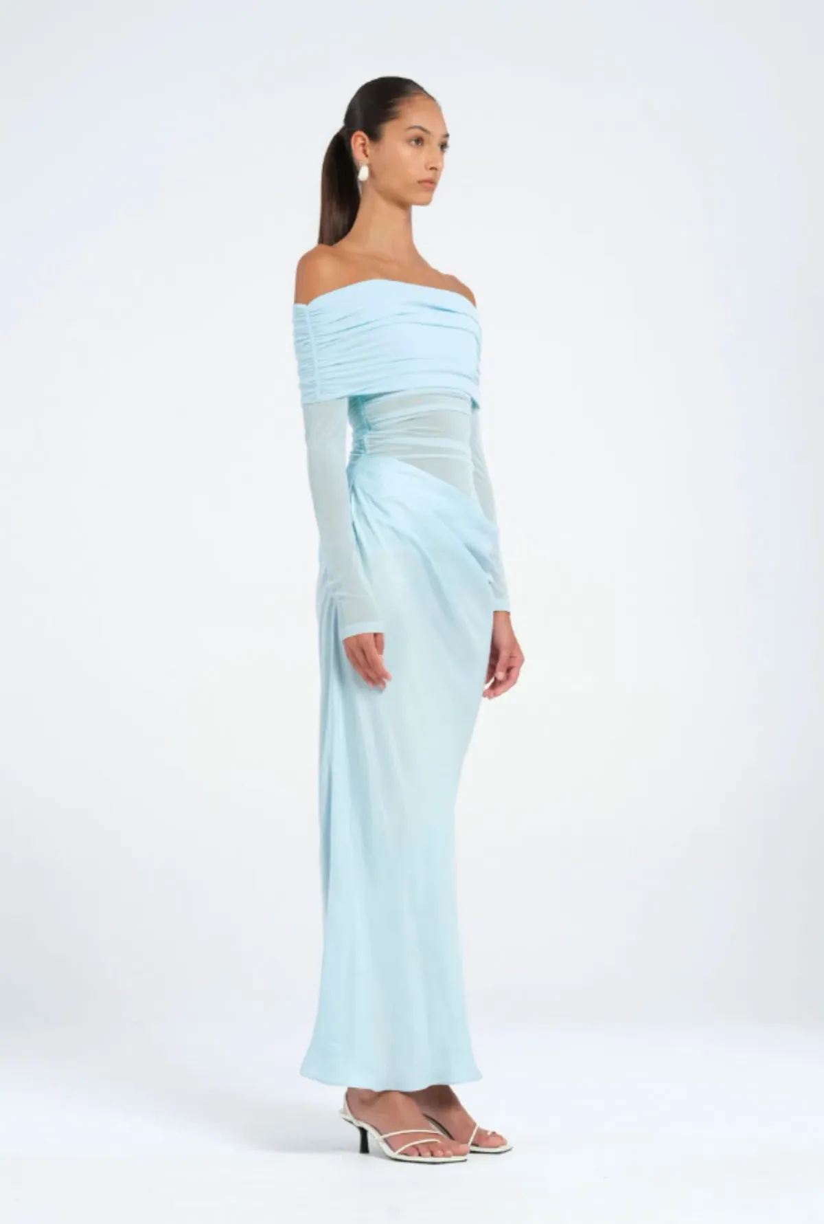 Benni Yasmin Off Shoulder Dress in Baby Blue Size 8 - Image 2