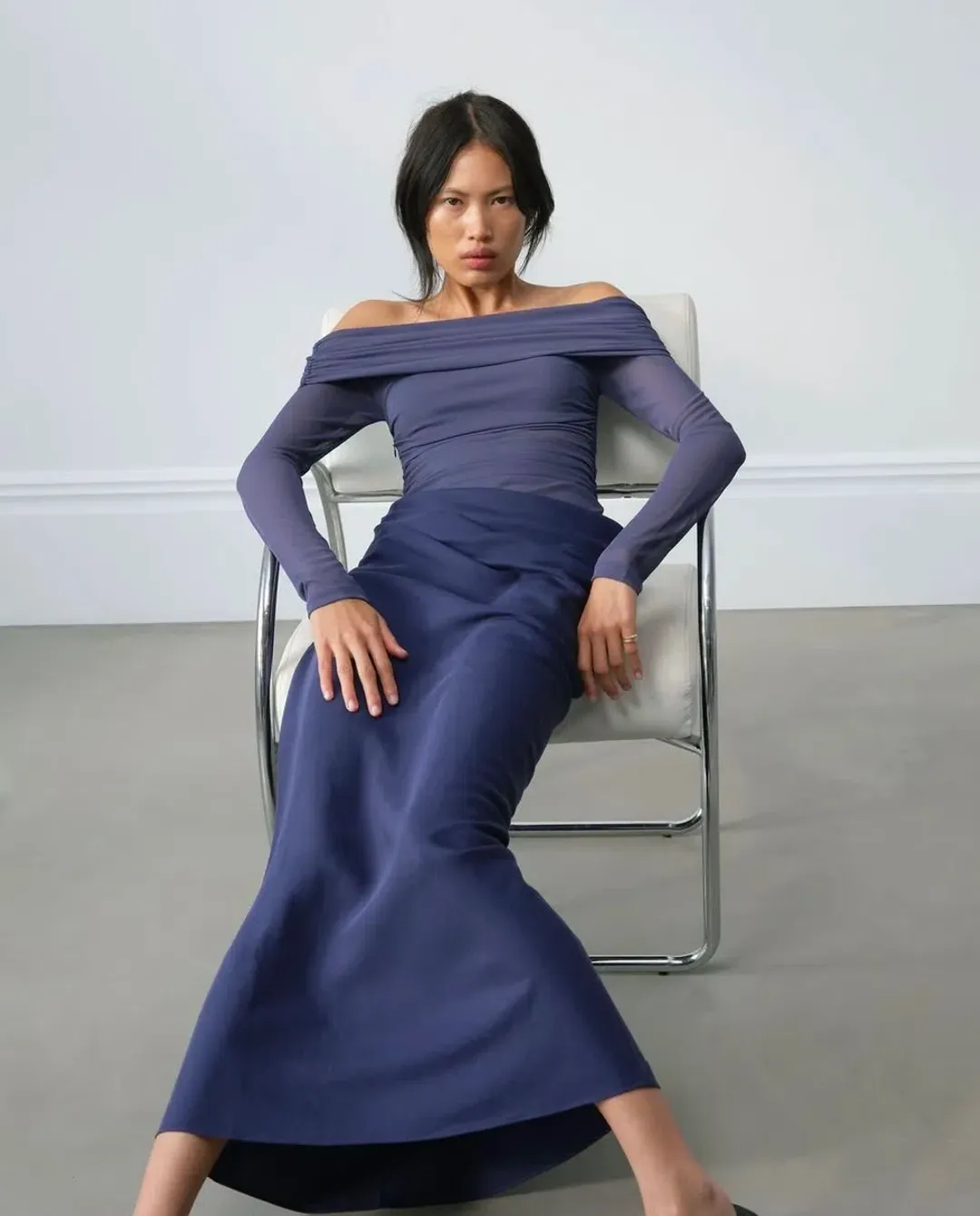 Benni Yasmin Off Shoulder Dress in Navy Size 6 for rent on The Volte - main image