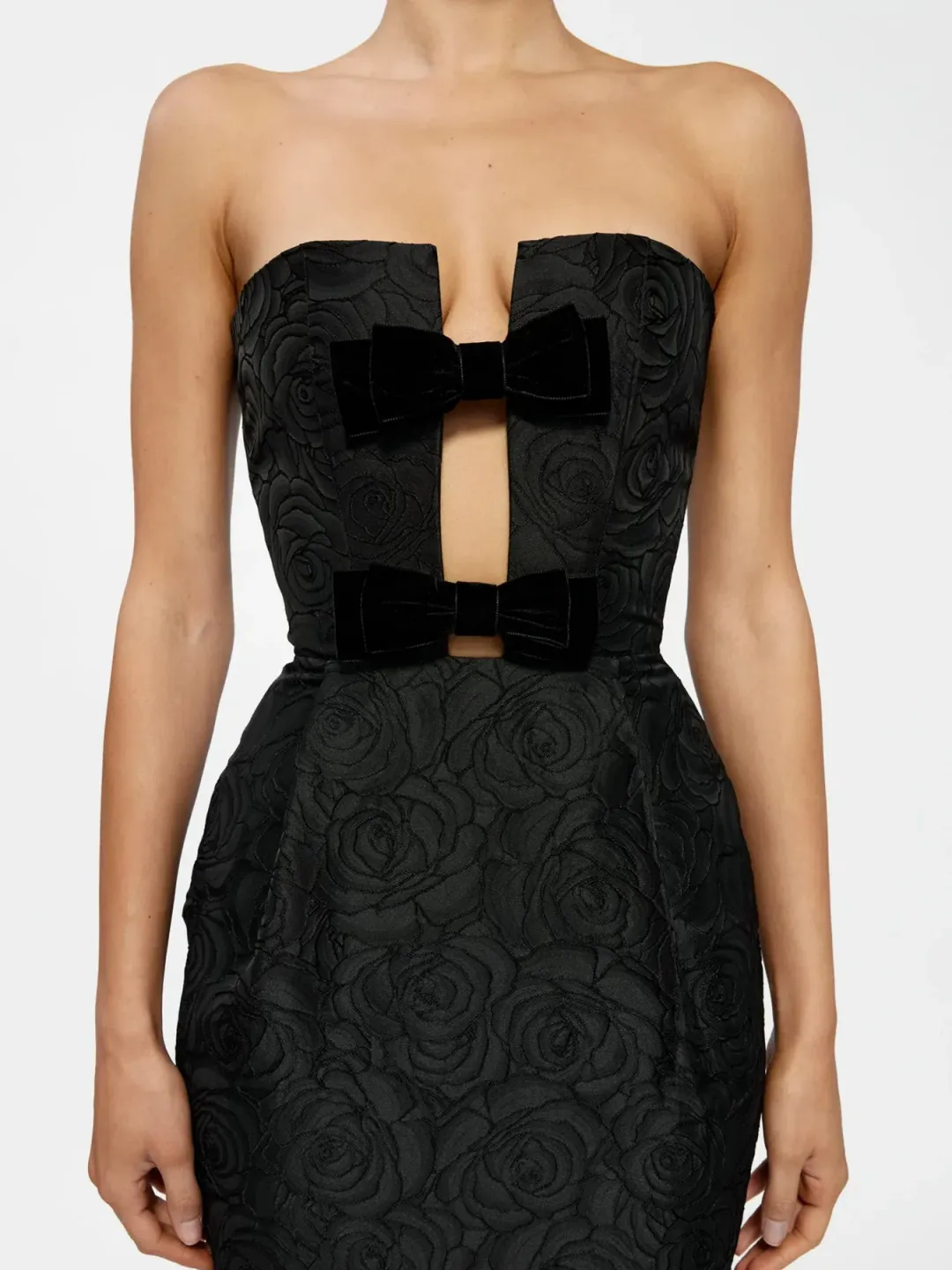 Effie Kats Kiera Gown Black Size 10 for rent on The Volte - main image