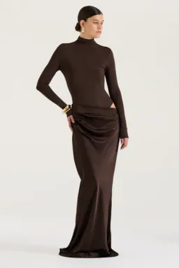 Henne Soraia Brown Size 10 for rent on The Volte - image 2