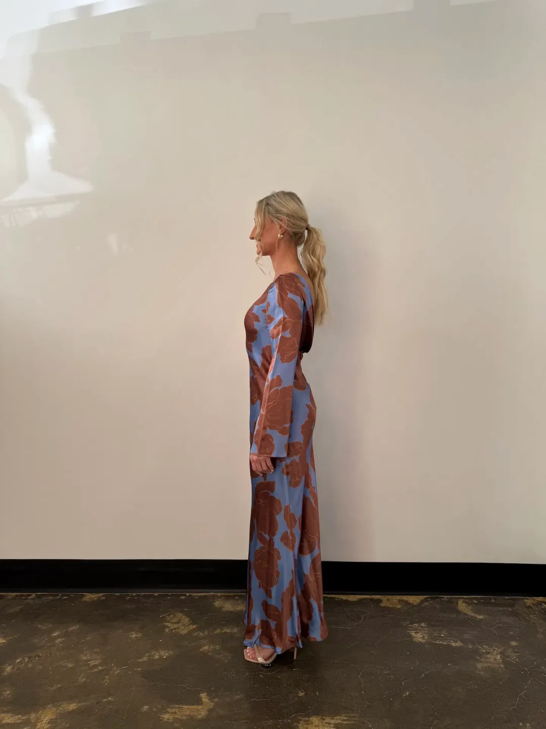 Pasduchas Lucent Sleeve Midi Dress Floral Size AU 12 for rent on The Volte - main image