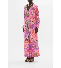 Camilla Viola Vintage Wing Collar Blouse Size XL AU 16 and Tuck Front Pant Size XXL AU 18 Set Multi Print for rent on The Volte - image 3