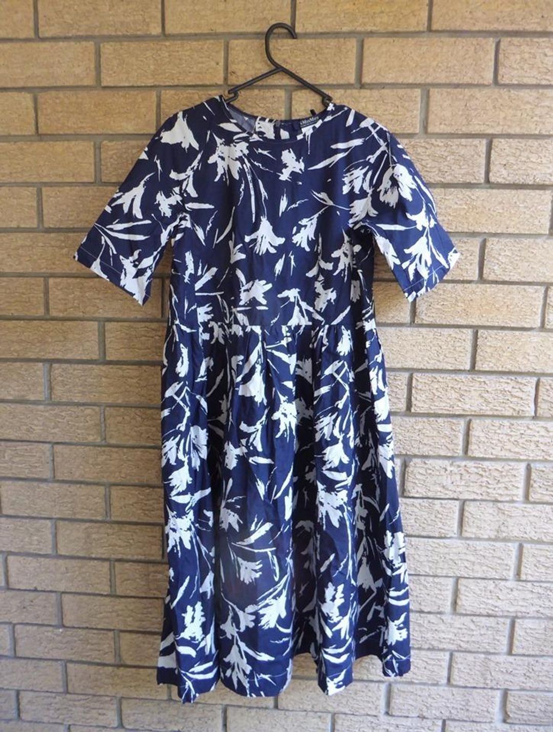 New Max Mara dress model Zeo. size 6 for rent on The Volte - main image