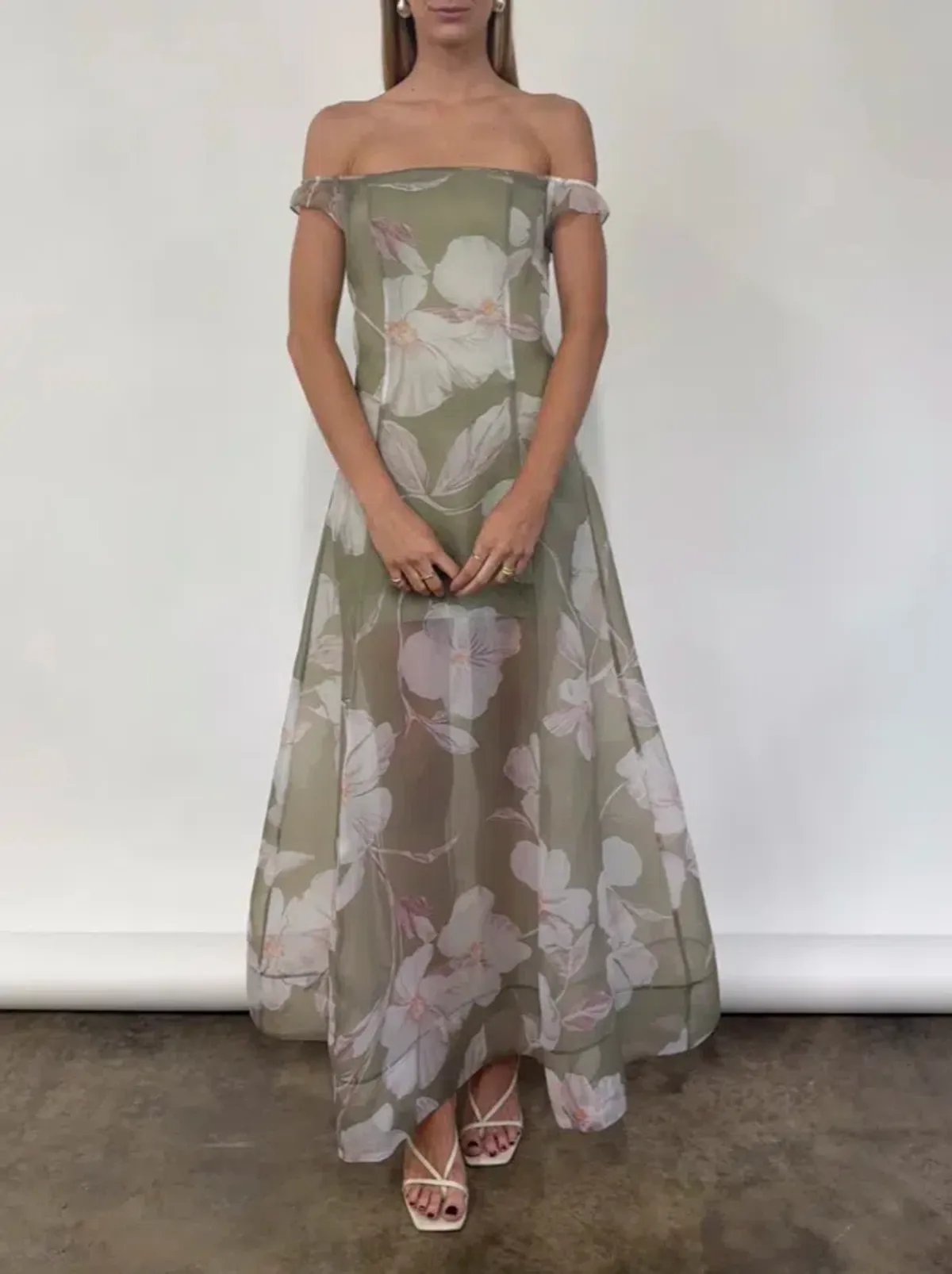 By Nicola Clementine Maxi Dress in Peppermint Floral Size 12 - Image 1