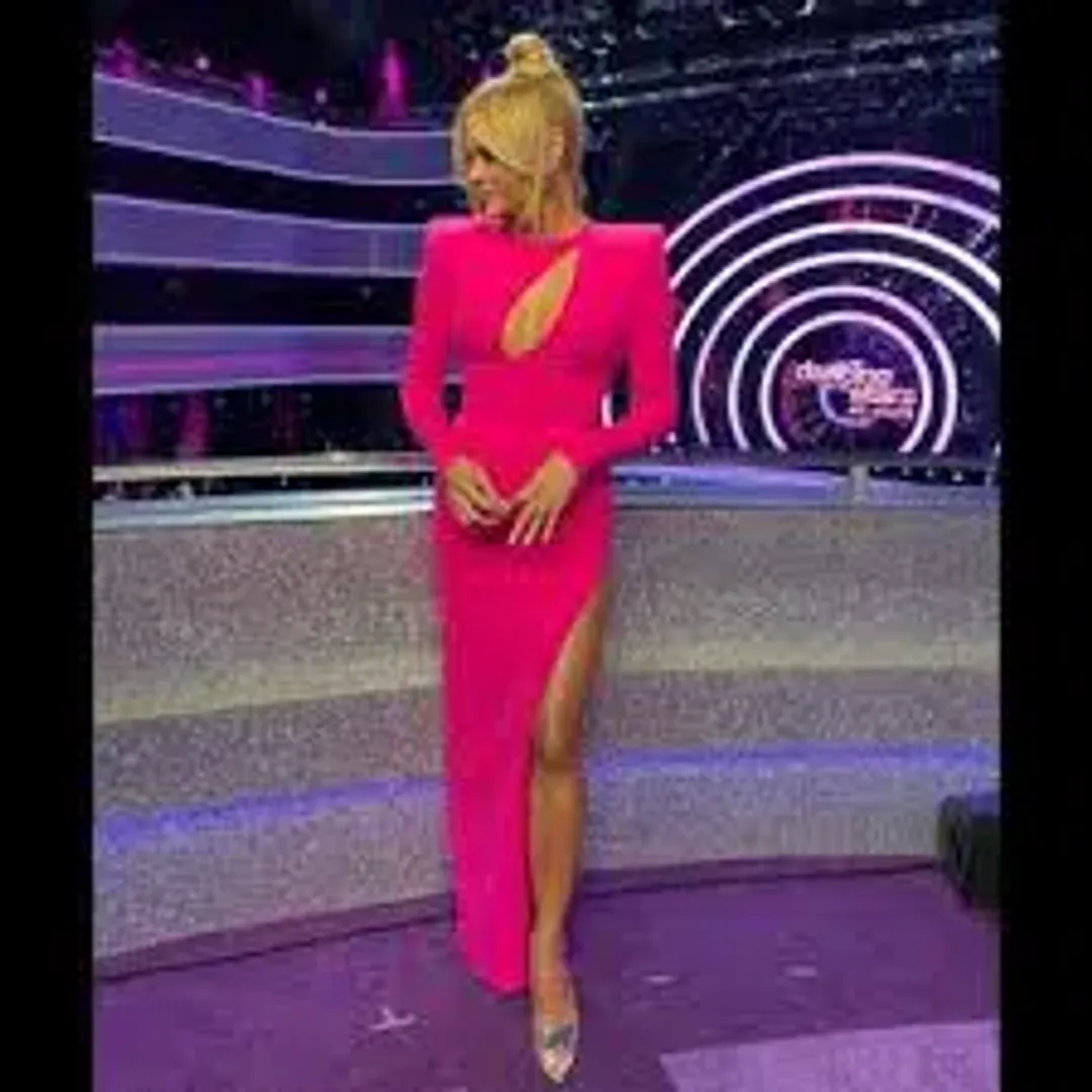 MERAKI Alex Gown Pink Size 8 for rent on The Volte - main image