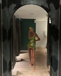 HANDOVER Hand Over Sequin Robers Dress Green Size 10 / M for rent on The Volte - image 2