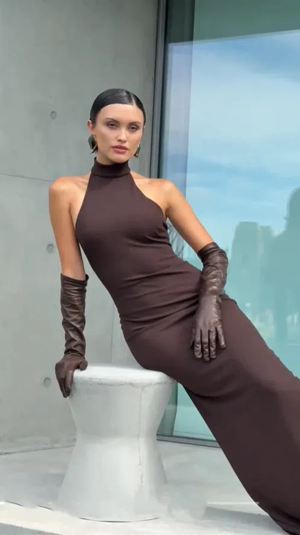 EFFIE KATS RHI GOWN COFFEE BROWN SIZE 8 (S) - Image 6