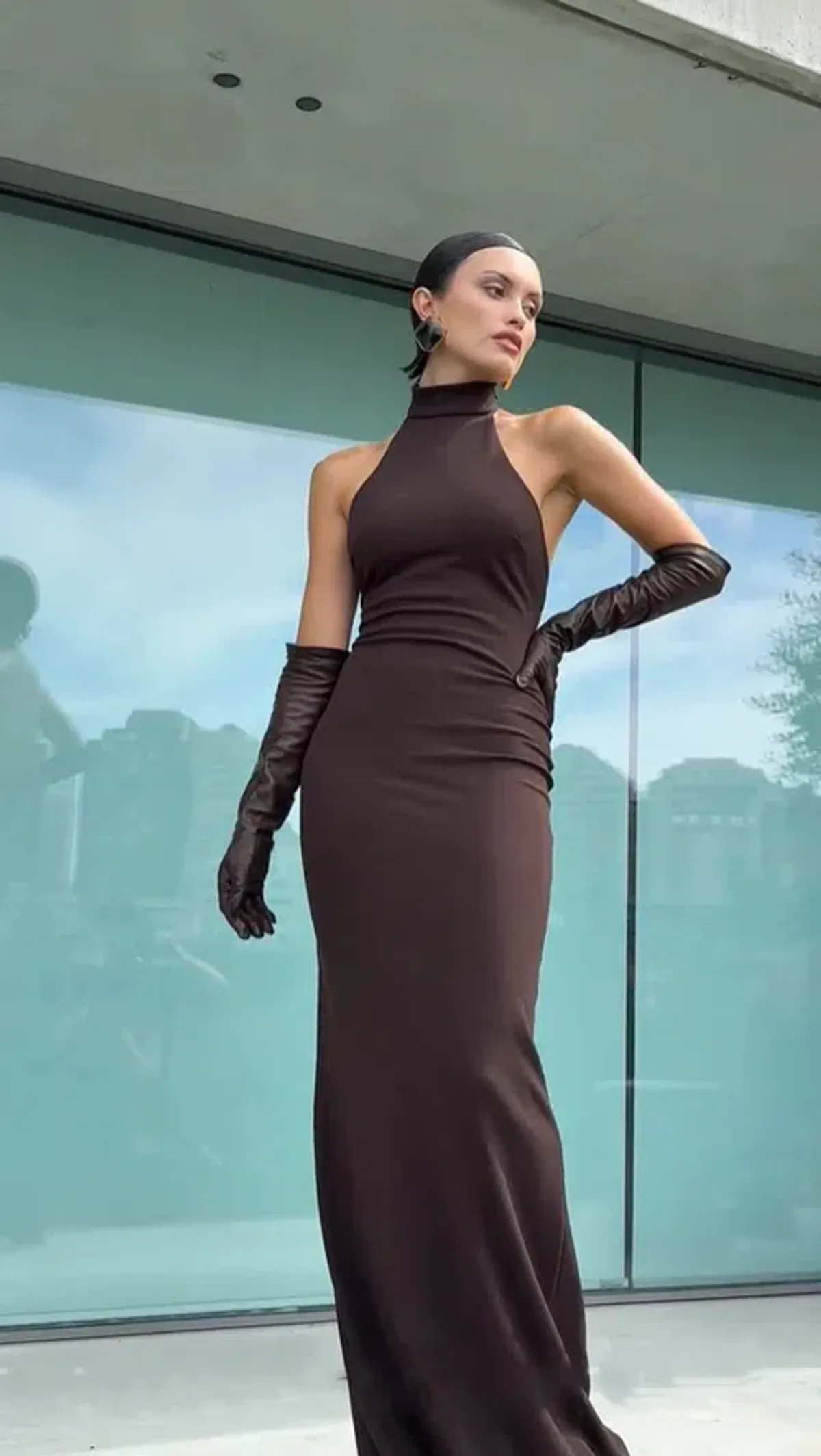 EFFIE KATS RHI GOWN COFFEE BROWN SIZE 8 (S) - Image 5