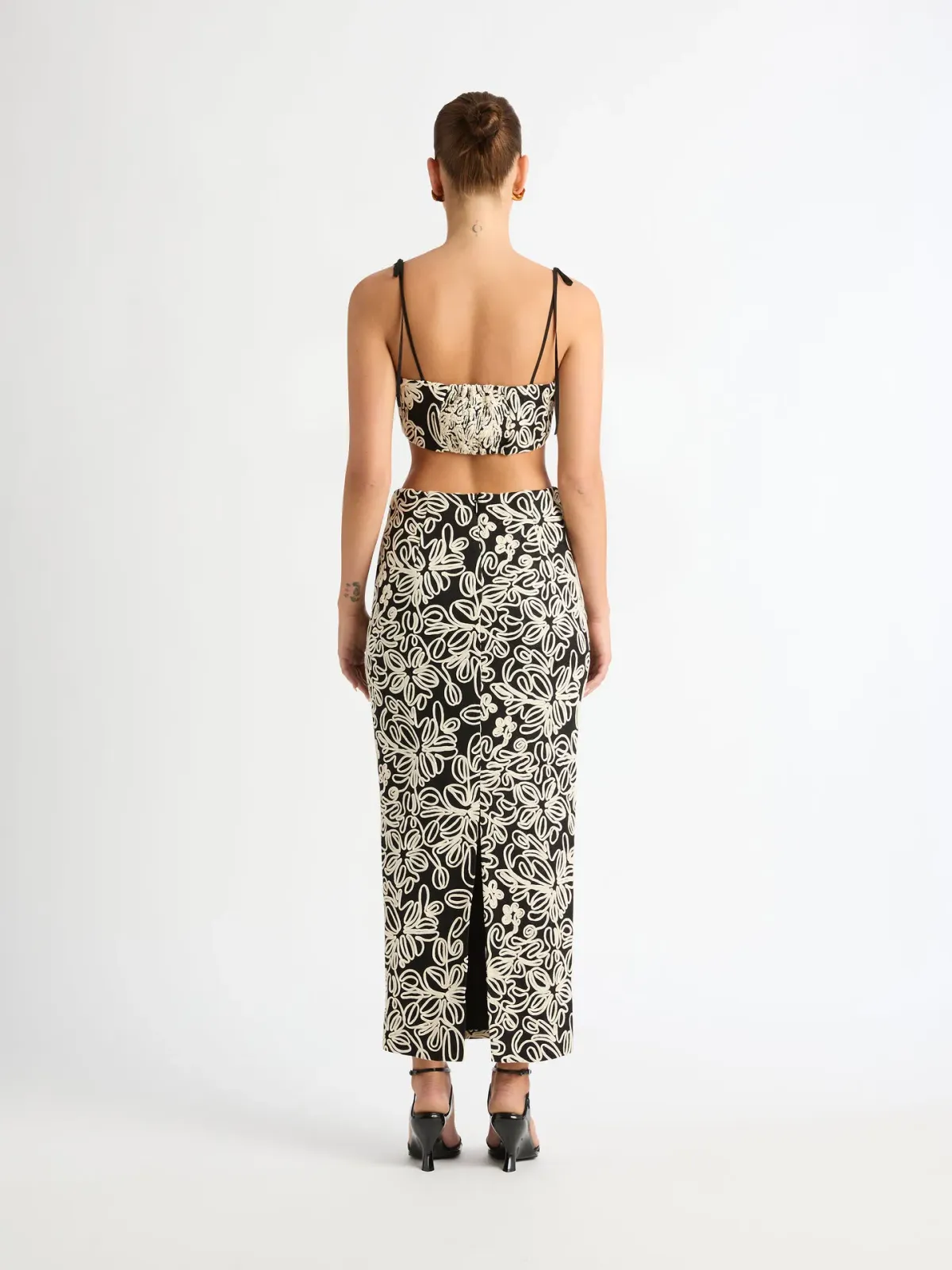SHEIKE LUISA CROP TOP & LUISA MAXI SKIRT (SET) BLACK SIZE 18 - Image 2