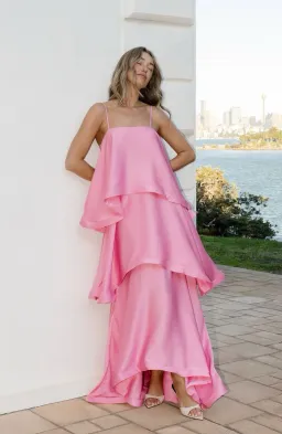 Elliatt Tilly Tiered Maxi Dress size XL / 14 Pink for rent on The Volte - image 1
