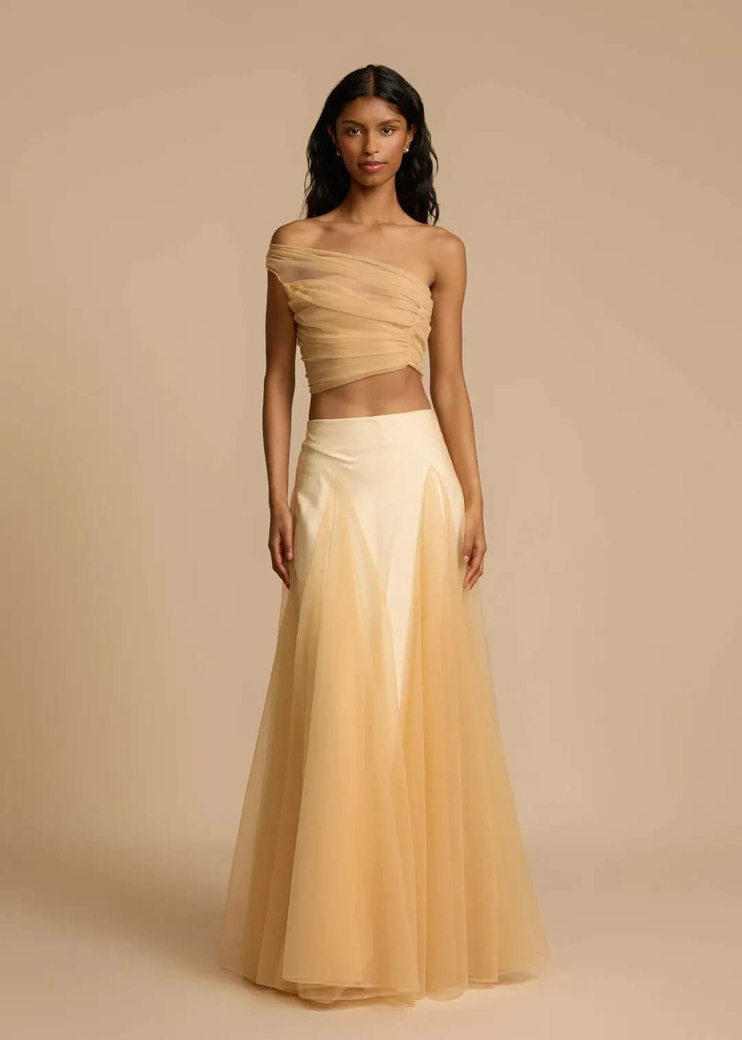 Arcina Ori Violetta Set Honeycomb Size XL AU14 for rent on The Volte - main image