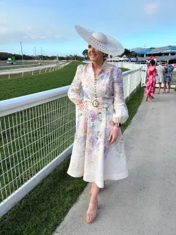 Zimmermann Dawning Button Hydrangea Floral Midi Dress size 2 / 10 - 12 for rent on The Volte - image 3