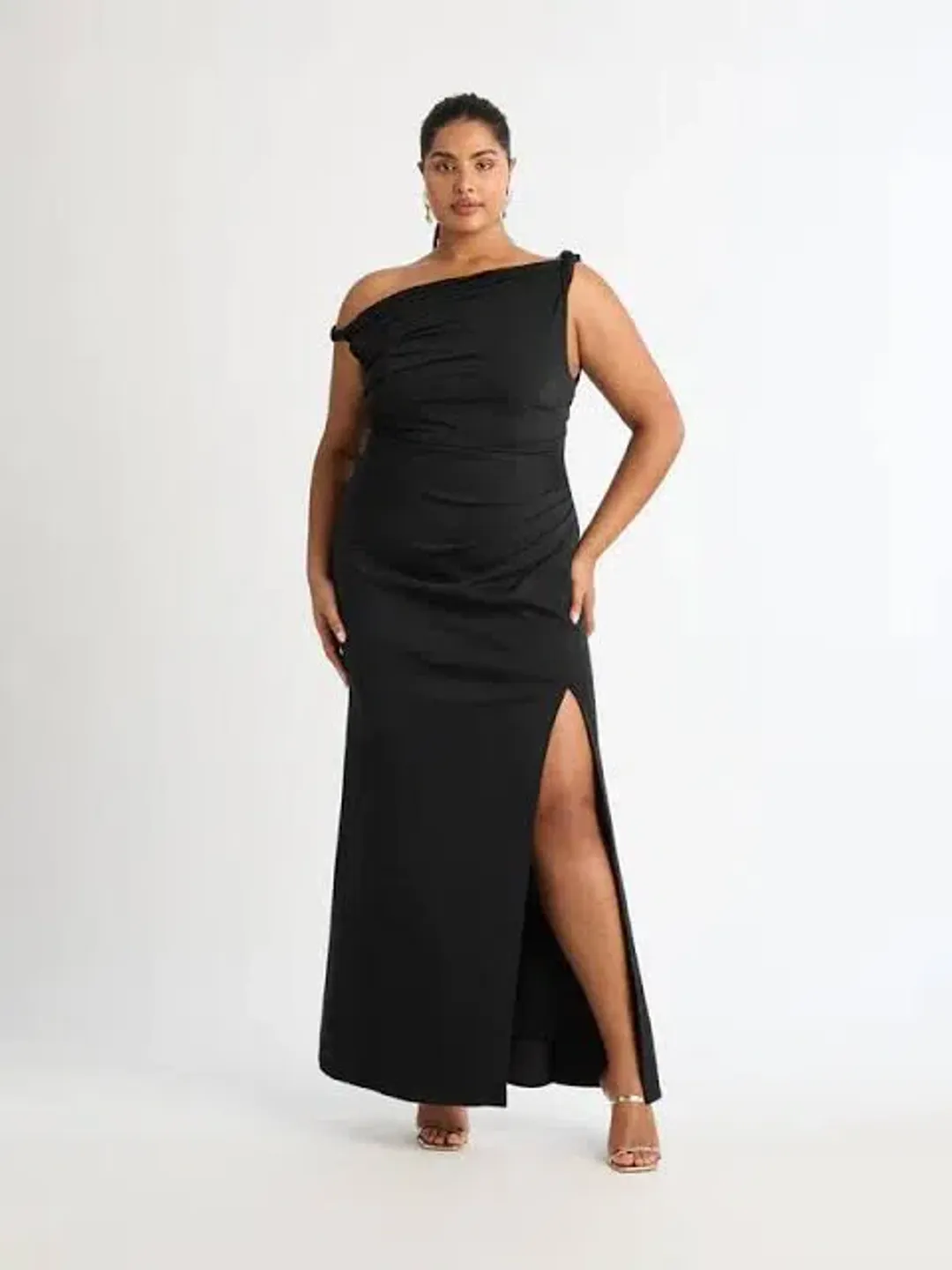 Sheike Stella Maxi Dress Black Size 12 for rent on The Volte - main image