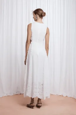 Lovaan Amelia Dress White Size 8 for rent on The Volte - image 3