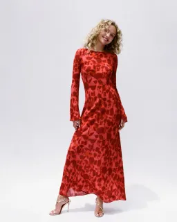 Realisation Par Gia red for rent on The Volte - image 3