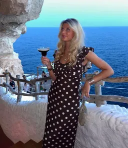 Design By Si Luna Dress for rent on The Volte - image 4