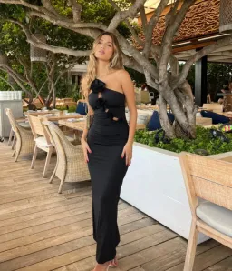 Maygel Coronel Liri Maxi Black One Size for rent on The Volte - image 3