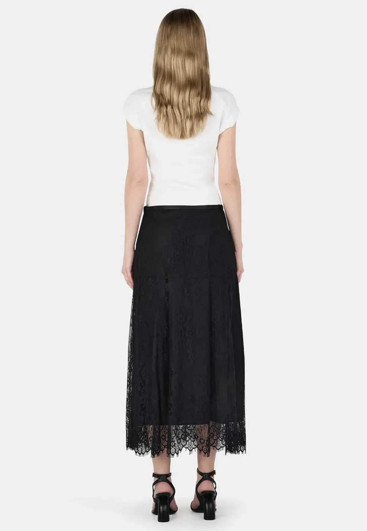 Hansen and Gretel Thandie Top Black and Emaneul Lace Skirt Black - Image 4