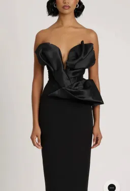 Eliya the Label Auri Gown black XS for rent on The Volte - image 3