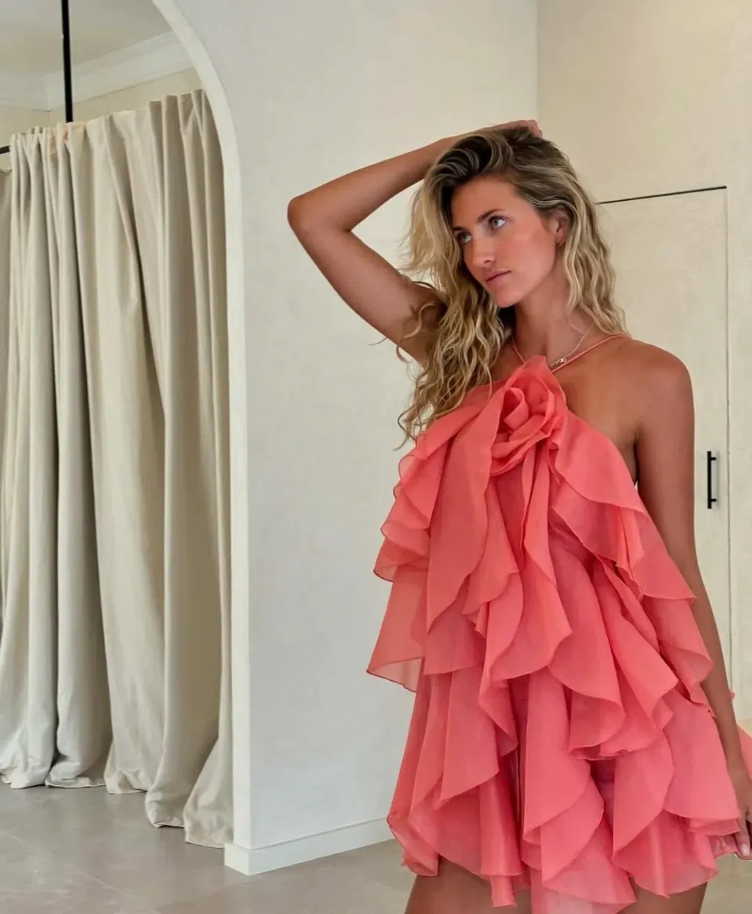 Pandorea Mini Coral Size 8 for rent on The Volte - main image