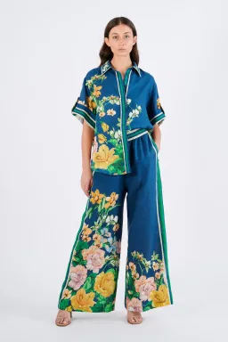 Lyla Linen Set for rent on The Volte - image 1