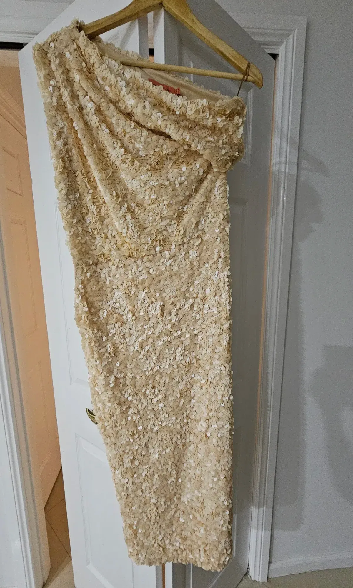 Manning Cartell - Image 2