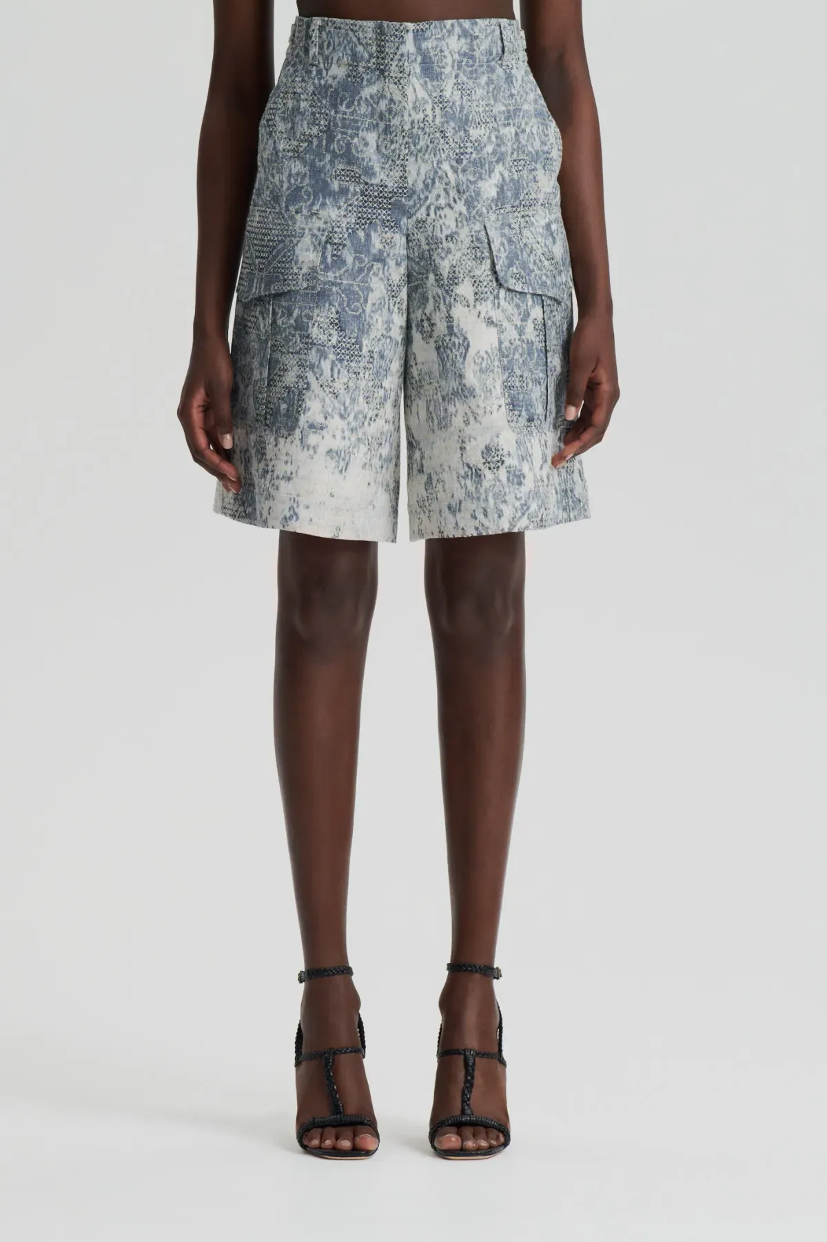 Brocade Cargo Set - Image 2