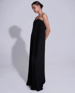 L’Idee Black Tie Gown in Noir Size 10 for rent on The Volte - image 2