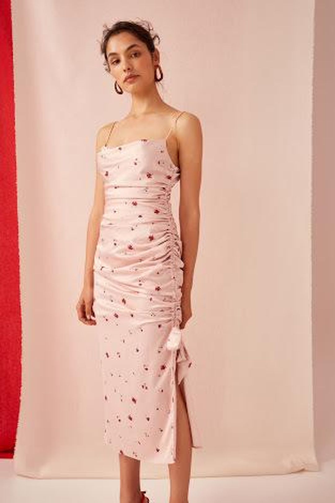 Keepsake the label uncovered M for rent on The Volte - main image