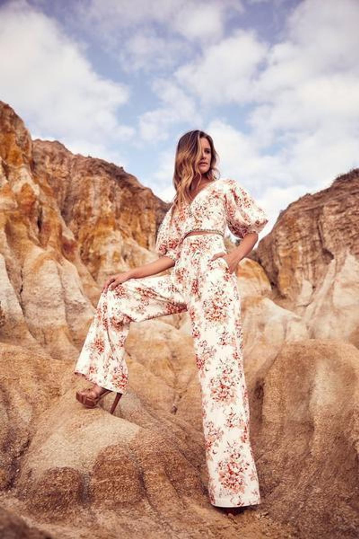 Mackenzie Mode Bordeaux Set in Orange Floral Size 10 - Image 2