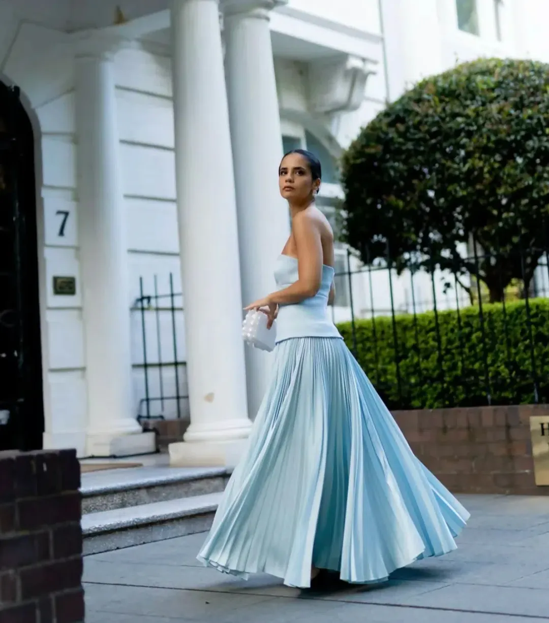 ACLER Avonlea Maxi for rent on The Volte - main image