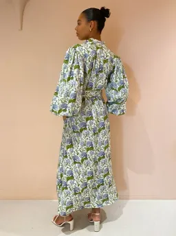 Palm Noosa Noddy Dress In Blue Blooms Size 8 for rent on The Volte - image 10