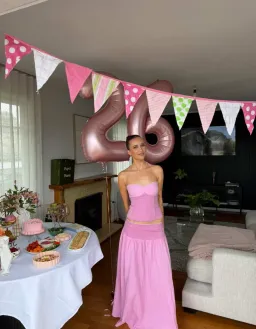 I am Delilah Adeline Set Pink size 6 for rent on The Volte - image 4