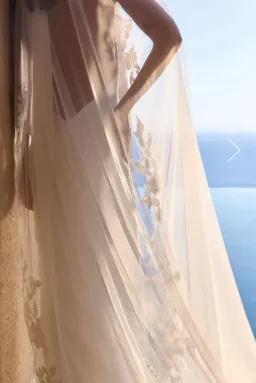 Grace Loves Lace Stevie Wedding Veil for rent on The Volte - image 3