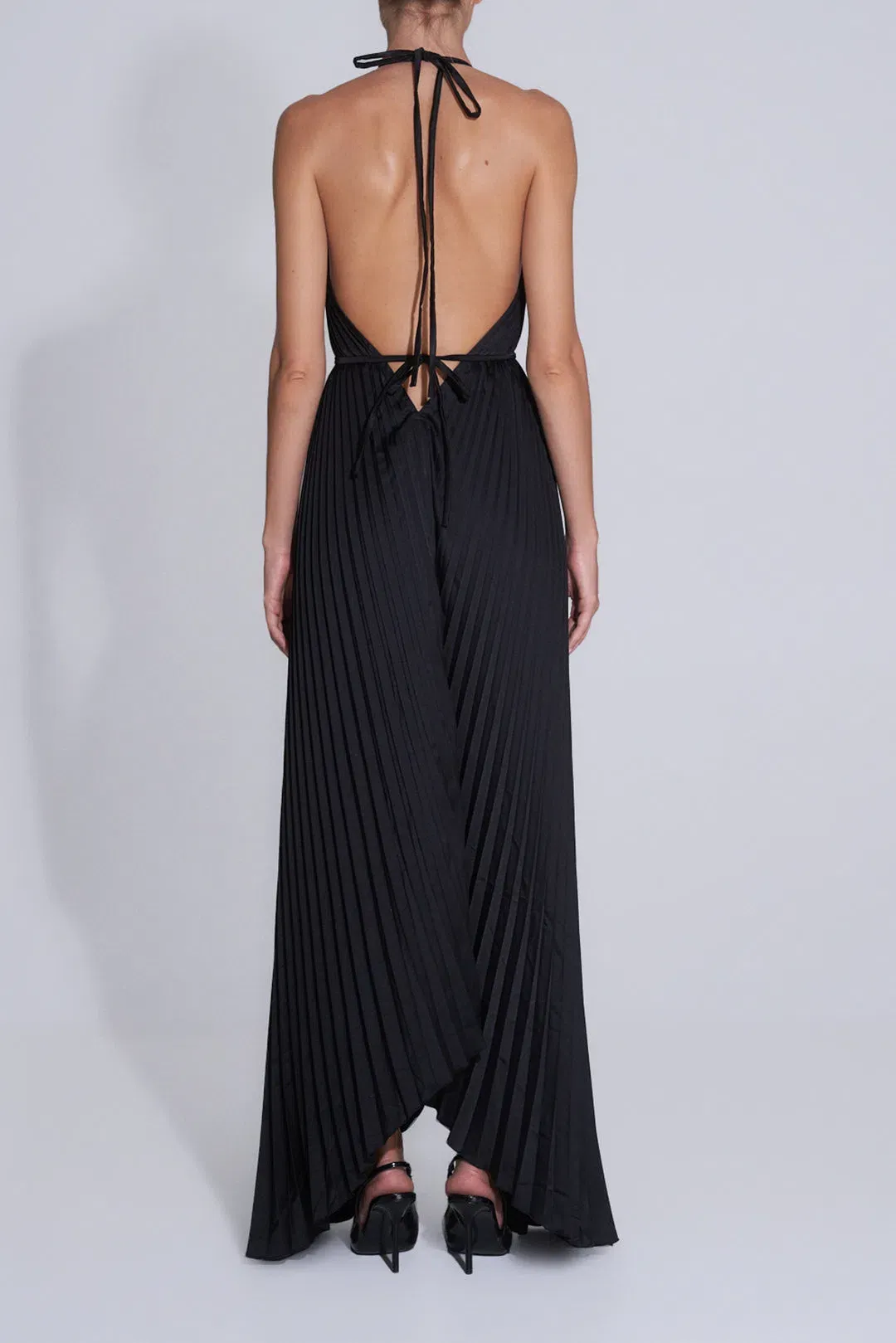 L'Idee Boheme Gown in Noir Black Size L / AU 12 for rent on The Volte - main image