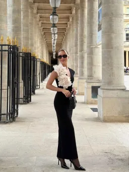Elliatt Zahara V-Neck Gown in Black for rent on The Volte - image 1